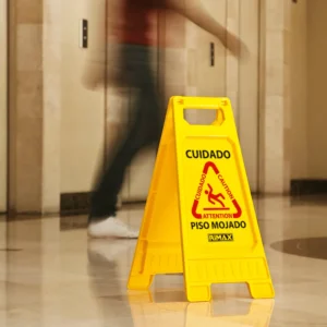 Señal Piso Mojado